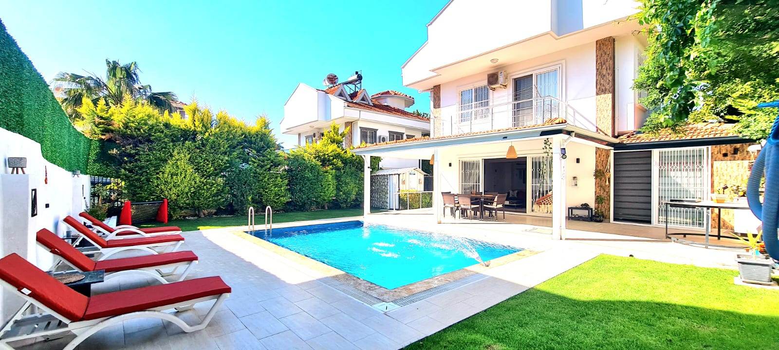 Pine 5 Villa
